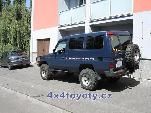 Land Cruiser HZJ 78