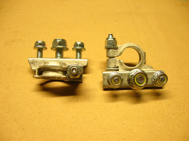 kontakty akumulátoru-pár