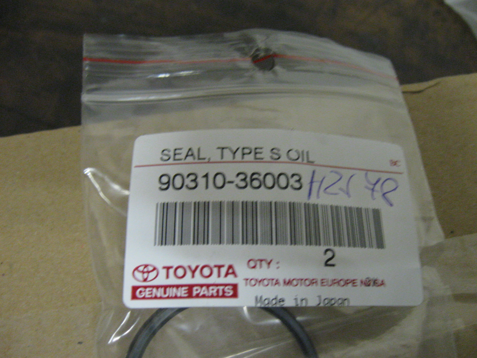 gufero zadní poloosy HZJ 78