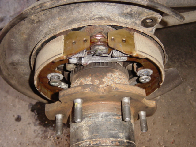 brzdové čelisti park.brzdy pr.210